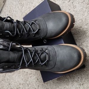 Timberland Women's Courmayeur Valley with Shearling